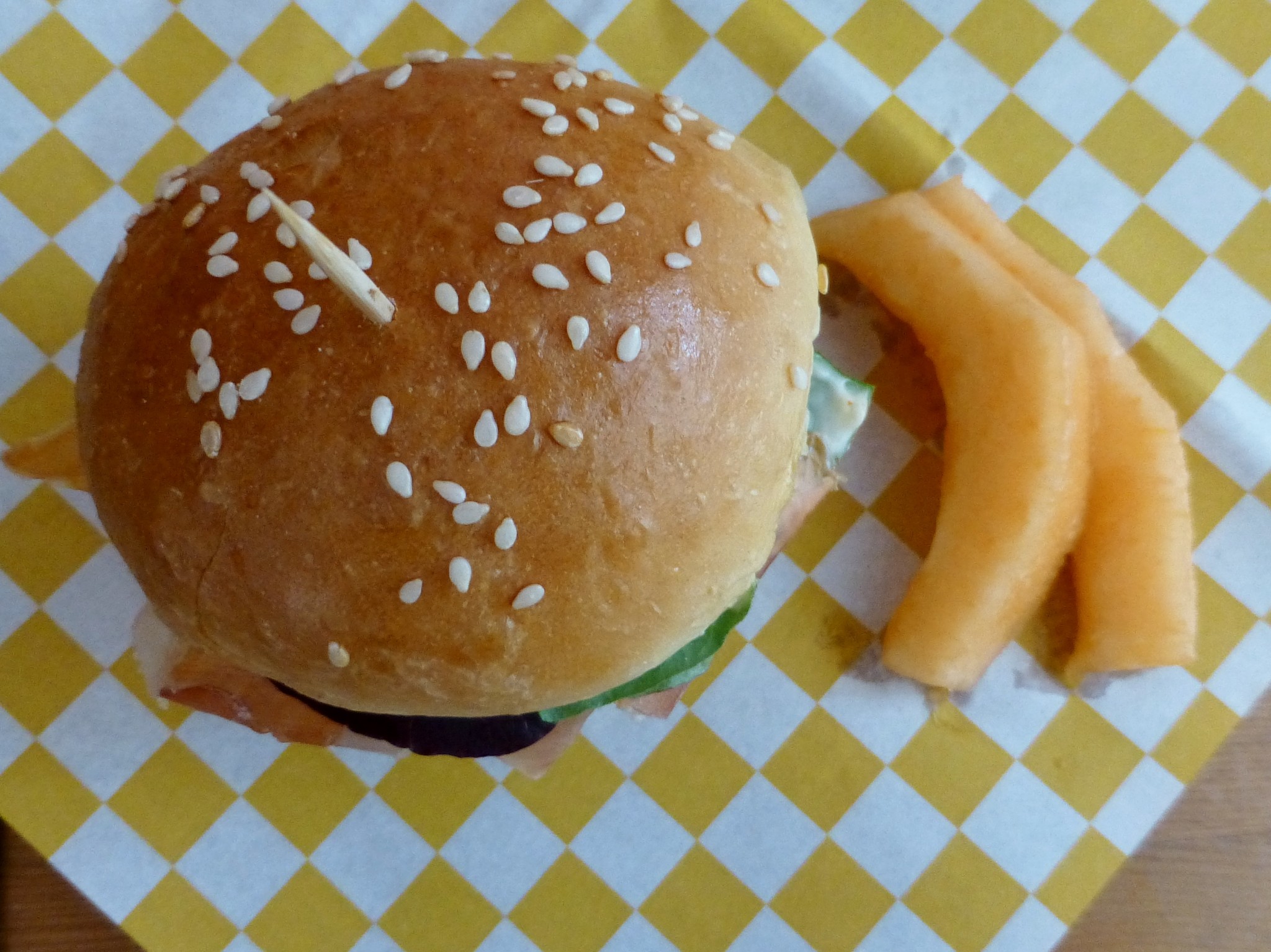 MINI BURGERS with PROSCIUTTO + MELON MAYO iCook uEat, llc